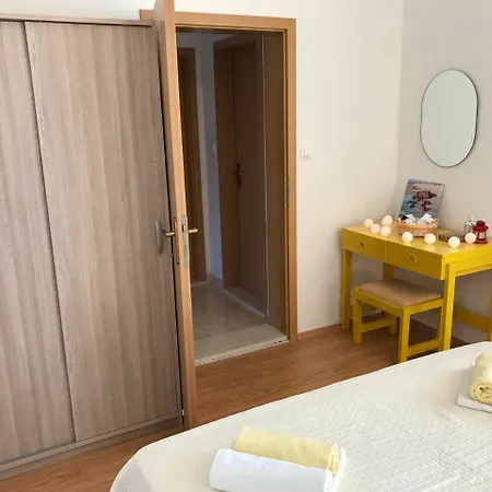 Star Apartment