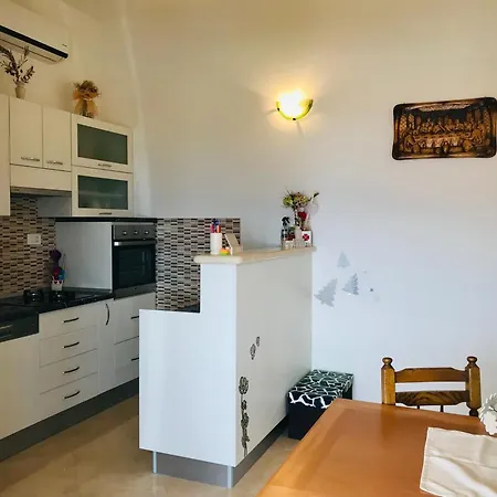 Star Apartment *